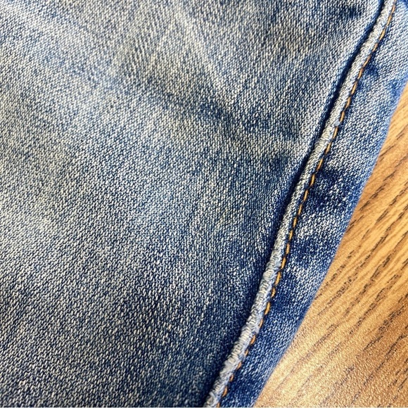 True Religion Jeans Mens Sz 31x33 (34.5x31) Billy Flap Pocket Distressed Ripped - Picture 4 of 16